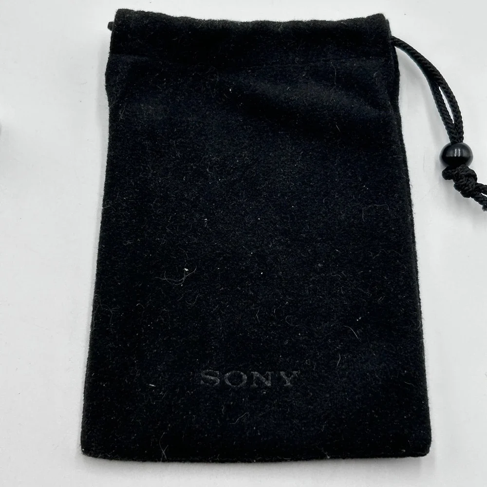 Sony‎ MDR-NC11A Noise Canceling Headphones w/ Original Bag & All Earbuds Tested